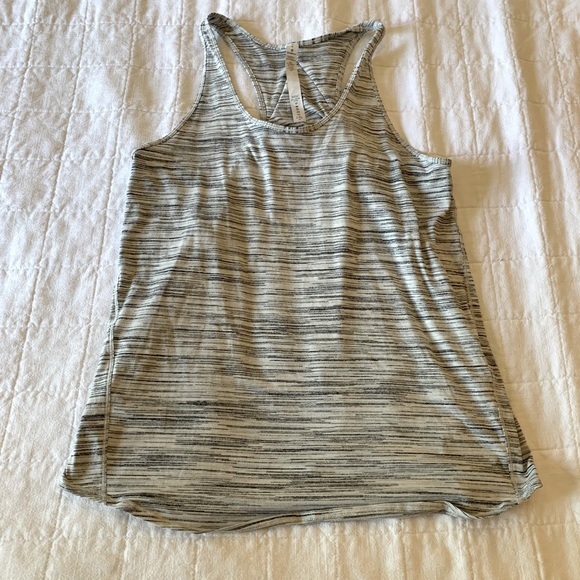 lululemon athletica Tops - EUC Lululemon racer back tank